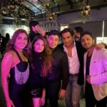 Ishita Raj Sharma Instagram - Out of 100 pictures when only 9 comes clear, it’s called a Not-so-BLAQ youngsters 😉 @anisshamazumder #ankit #lastdayassingle #bhaikishadi #familyislove #familia #youngstersnights New Delhi