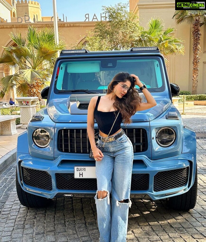 Ishita Raj Sharma Instagram - As Sean Boswell said in Tokyo drift- “It’s not the ride, It’s the rider” 😜 . . . . . #dubaitravel #travelwithIR #ishitaraaj #carsofinsta Downtown Dubai