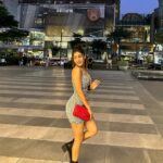 Ishita Raj Sharma Instagram - Mood light or Mood shot? You decide! . . . . . . #travelwithIR #ishitaraaj Bangkok Thailand