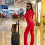 Ishita Raj Sharma Instagram - Travel before you run outta time! Now I’m running late, ok bye Bon Voy! Terminal 1 DXB International Airport