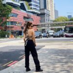 Ishita Raj Sharma Instagram – Walk-in my runway 💃🏻 Singapore City