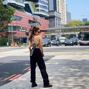 Ishita Raj Sharma Instagram - Walk-in my runway 💃🏻 Singapore City