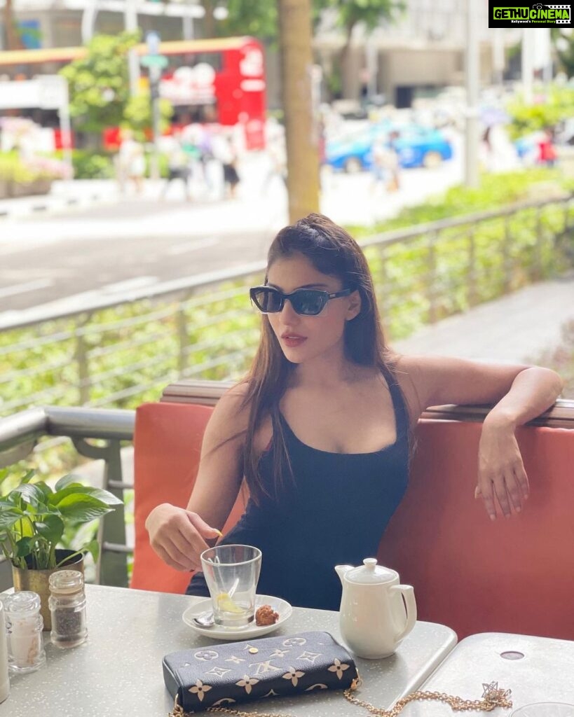 Ishita Raj Sharma Instagram - But first, I’ll eat some leisurely breakfast, then change the world > uhhh right ok— if not, then atleast change my mood 😝🍇🍉🍒🥙🍲🧇🥞🍮 Orchard Road, Singapore