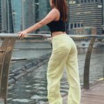 Ishita Raj Sharma Instagram - An evening by the river.. Marina Bay Singapore