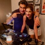 Ishita Raj Sharma Instagram – Happiest birthday to the best man I know! The smartest lawyer, the coolest Dj, the best chef, the fun artist 😜 But u know the role which I love the most is the warmest brother you are to me! @__chetananand__ 
You are gold. Pure love. Wishing u a lifetime of joy❤️