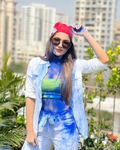 Ishita Raj Sharma Instagram - From Shades to Wades - Holi switches! 
Hope you had a joyous one✨
.
#mystiqueofindia 😉 #wolverineedition 😜