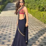 Ishita Raj Sharma Instagram - Gazab ka hai din dekho zara…. 💖💙 Amarvilas, Agra