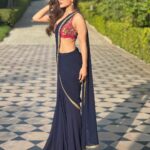 Ishita Raj Sharma Instagram - Gazab ka hai din dekho zara…. 💖💙 Amarvilas, Agra