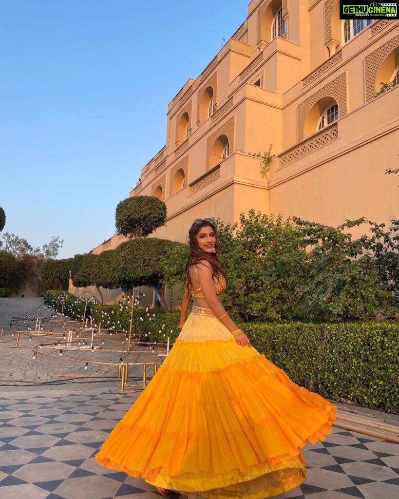 Ishita Raj Sharma Instagram - When yellow is no longer mellow😜 . . #haldifeels💛💛