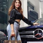 Ishita Raj Sharma Instagram - Dear diary, I bought my first car!! Yayy😁 It’s true, fortunate are those who have the constant support of their parents, and I can’t deny I’ve been that lucky child. And even though, you can’t repay the debt of selfless love, but I’ve always wanted to do something on my own to revert at least a fragment of what I’ve been bestowed with. And that’s what makes this car, extra special! Because this is, well my first that I could buy on my own. First I thought that it’s the car that would make me happy BUT now I know, it isn’t the car, but the thought it leaves me with- that l’m wee bit capable of doing something for them. So to the ones who said money can’t buy happiness, maybe didn’t know it wasn’t the happiness of material things but rather the happiness you could afford to make your loved ones feel proud, anyway possible. On that note, Thankyou mumma papa for believing ❤️ and the universe for blessing.🤞 Keep workin hard and one day, you’ll reap! And hey, most importantly… Enjoy life while it lasts😜 #simplegospel @autohangar . . #Mercedes-Benz #mercedessuv #cargram Auto Hangar-Mercedes-Benz