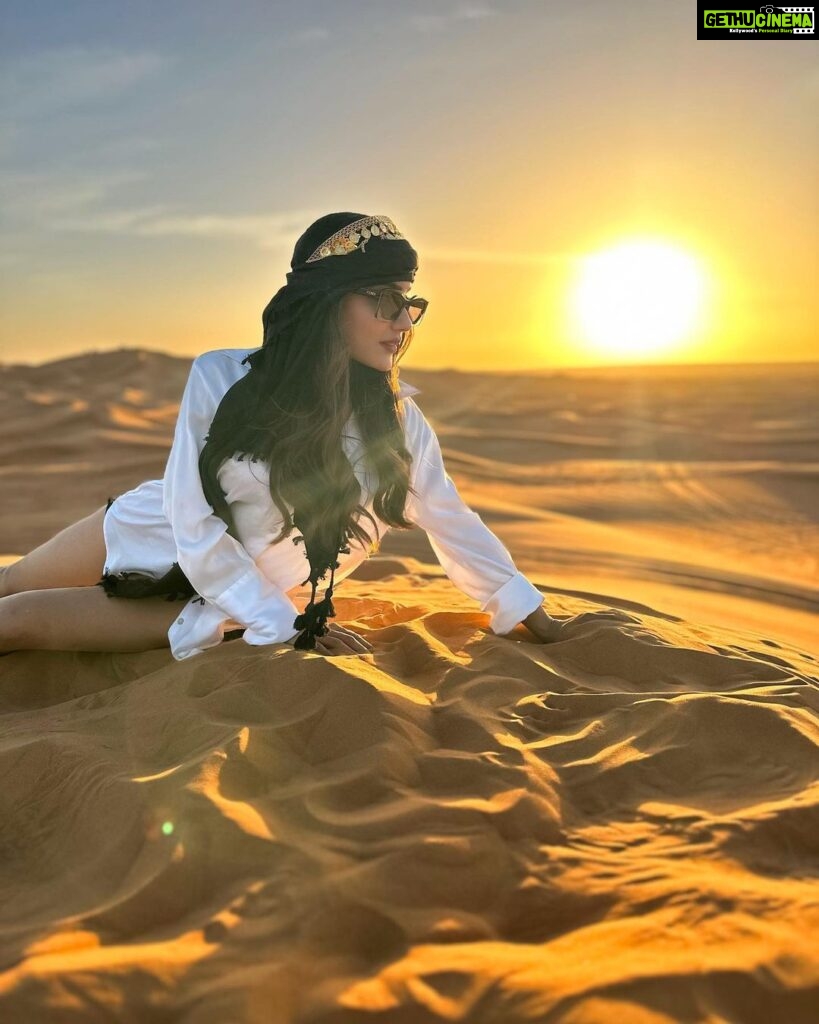 Ishita Raj Sharma Instagram - Sun downer, mood lifter! UAE