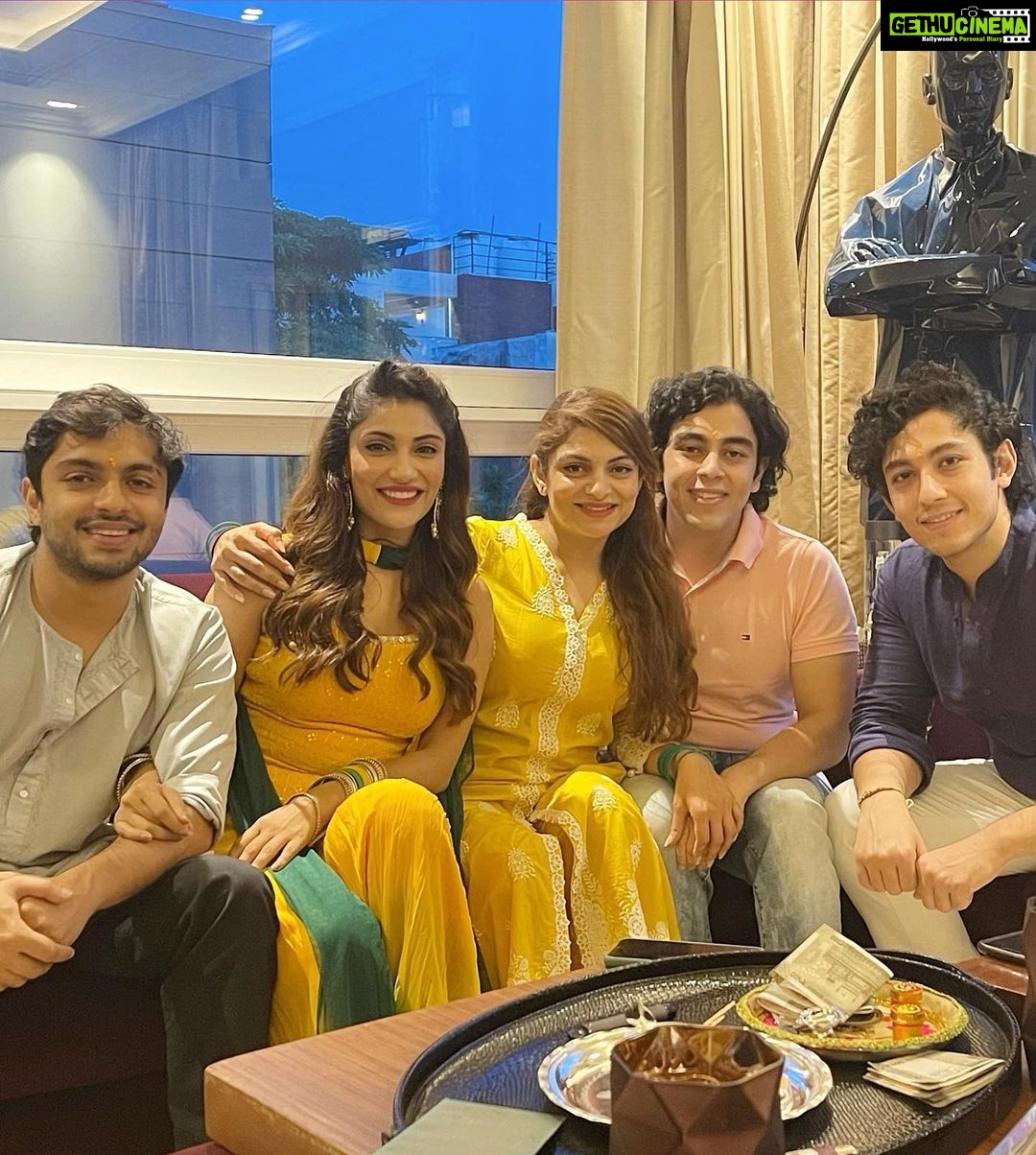 Ishita Raj Sharma Instagram - Bonded for life! Happy Rakshabandhan❤️