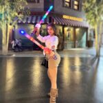 Ishita Raj Sharma Instagram - Enter the DC WB world wimme! . . #travelwithIR #dccomics # Warner Bros. World Abu Dhabi