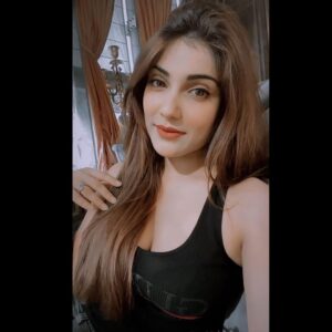 Ishita Raj Sharma Instagram - 🌸🌻🌸🌻