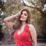 Ishita Raj Sharma Instagram - It’s easy to be wanted, I’d rather be valued. 🌹 . . In @rinadhaka couture 📸- @phatmanphoto HMU- @kavleen.kaur Styling - @stylekarma.bynupur @the_flossyvibe21 @miletalent
