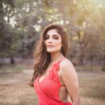 Ishita Raj Sharma Instagram - Because Iam more than just a picture! 💘 . In @rinadhaka 📸 - @phatmanphoto Styling- @stylekarma.bynupur @the_flossyvibe21 HMU- @kavleen.kaur