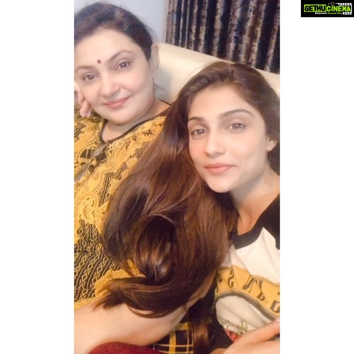 Ishita Raj Sharma Instagram - Happy Mother’s Day to my Numero Uno! I love you the most mumma❤️Don’t wanna waste a single chance of letting you know that 😘