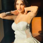 Ishita Raj Sharma Instagram - Touch me not, With bare hands But with your bare soul🕊