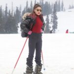 Ishita Raj Sharma Instagram - New found avocation 😍 Kangdoor, Phase 1, Gandola Ride, Gulmarg