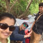 Janvi Chheda Instagram - We lovingly call this tall, handsome man PANDEYJI...We’ve had some long, deep conversations about life, marriage, kids while travelling together and on set. We’ve also gossiped...A LOT🤫Haha! I love to tease him🤪 . . #throwback #cid #cidcops #behindthescenes #nofilter #noedit
