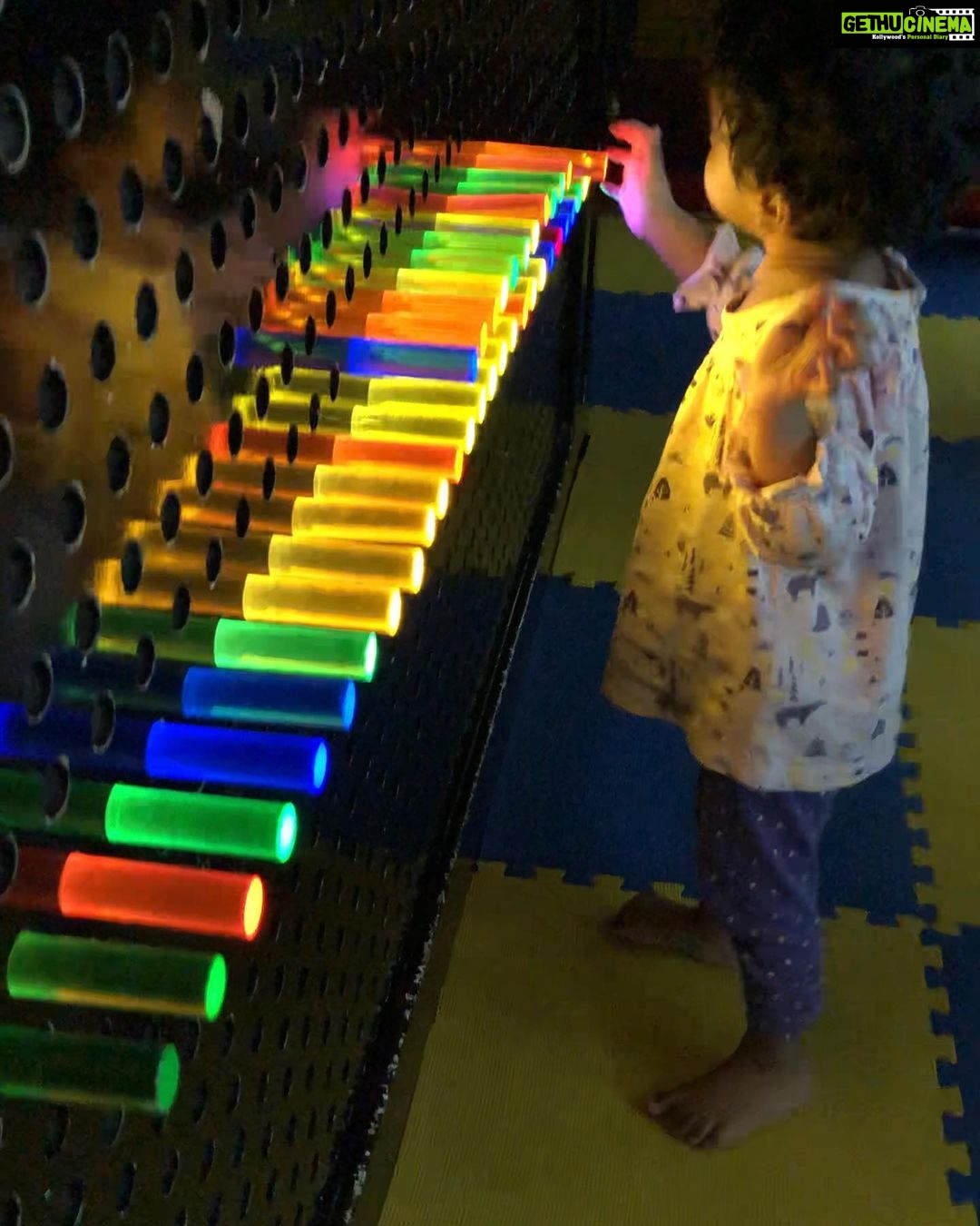 Janvi Chheda Instagram - OCD much or a Perfectionist?🤷♀️🤣 #nirvigopalia #lovestoorganise #everythinghastobeinaspecificway #noteven2yet #likemotherlikedaughter