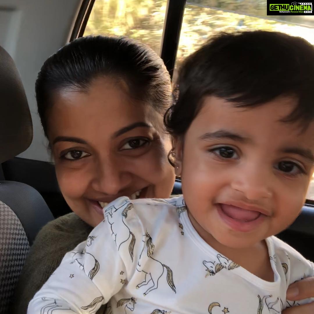 Janvi Chheda Instagram - The only thing that looks good on me...is you ❤️❤️ #myprecious #bryanadams #nofilter