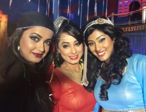 Janvi Chheda Instagram - Ladies First❤️
.
Women in CID, might have been in minority. But they were always an integral and an irreplaceable part of the show, in front and behind the camera!
.
.
P.S: I wish I had pics with all the women in CID. These are the ones I could find in my stash.

#womenincid #womenpower #flashbackfriday #cid #nofilter