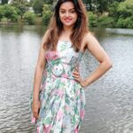 Jayshree Soni Instagram - Be natural, be innocent, be simple, and allow nature to guide you." Osho #osho #ťhoughtoftheday #riverland #happiness #positivevibes