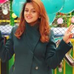 Jayshree Soni Instagram - Be happy with what you have, and be excited about what you want. #happinessquotes #explorepage #instathought #exited #garmimainsardikamaza #may #birthdaymonth #balloons