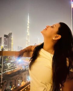 Jayshree Soni Instagram - I Love Dubai in Every Way…………….❤️ @adinlove6.  #you dubai #citylights #dubailife #burjkhalifa #beautiful #nightlife #dubainight #dubaiview #beforeparty #happiness #lifewithyou #travelphotography #humtum #iamemirati #travelling