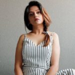 Jayshree Soni Instagram - Bold Stripes, Bright Stars, Brave Hearts❤ #threestripes #jayshreesonline #attitudegirls #photography📷 #blod #stars #hearts