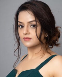 Jayshree Soni Instagram - The best is yet to come….
.
.
.
.
Photo credits: @arnob_ghosh_ 
Hair : @shahingilani 

#photoshoot #mumbai #vibe #instapost