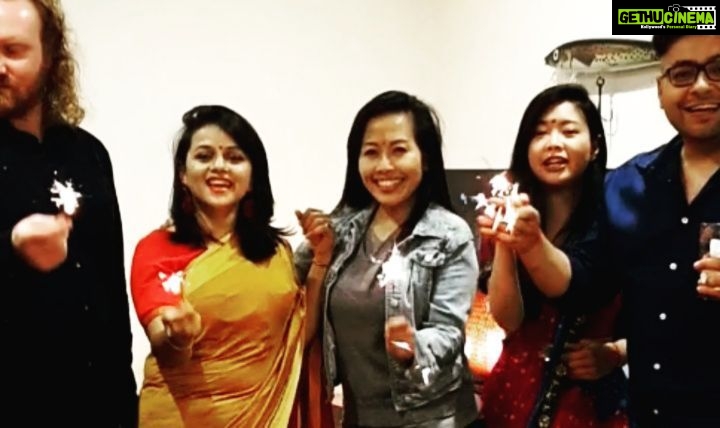 Jayshree Soni Instagram - I wish some nights lasted forever❤️ Diwali last edition... I'm so damm spoiled lazy Girl🤣🤣🤣🤣
