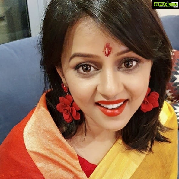 Jayshree Soni Instagram - Too lazy to post ðĪŠðĪð·ð but finally posted for the day ð