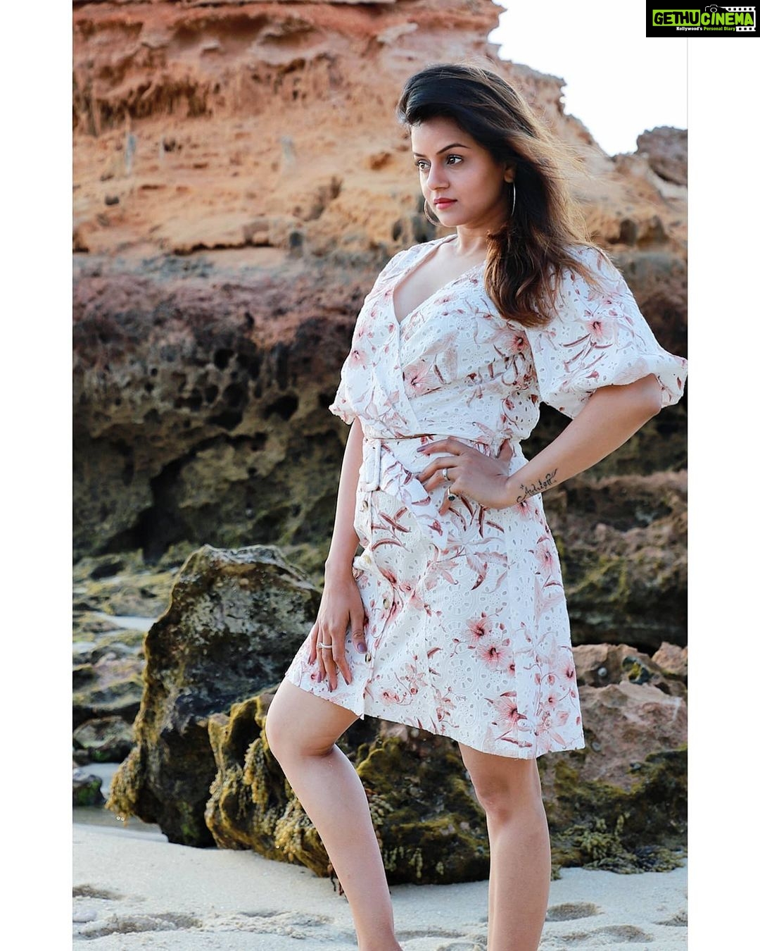 Jayshree Soni Instagram - Take Me on a barefoot Adventure Australia