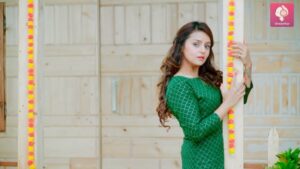 Jayshree Soni Instagram - The Quest for a Friend ends right now. 🔎
Thanks to StreamKar! 🙌
This is probably the coolest way to make friends right over a video chat.

Check out my new ad film for StreamKar🎬and share a ❤️👍
Do check the link in my bio.
#StreamKarBefikar