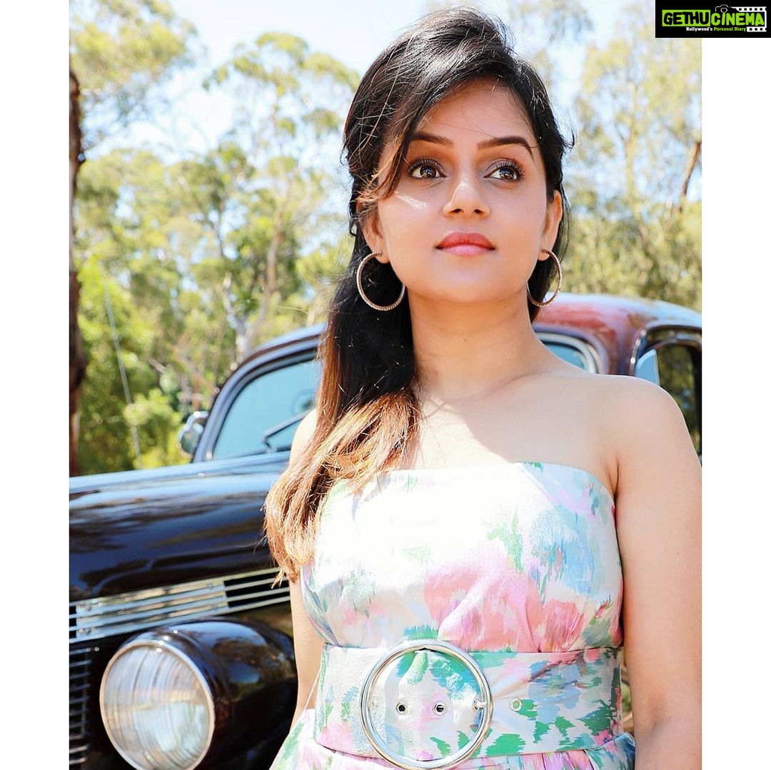 Jayshree Soni Instagram - जब इत्मीनान से खंगाला खुद को.... थोडी सी मिली मैं ... और बहुत सारे तुम.... @adinlove6 Queensland Australia
