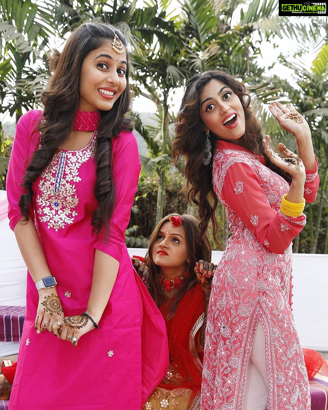 Jayshree Soni Instagram - दीदी तेरा देवर दीवाना... @monnikkakhanna feat @ohgodsonia Mumbai, Maharashtra