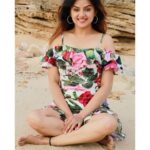 Jayshree Soni Instagram - Sandy days, Beachy haze🤗