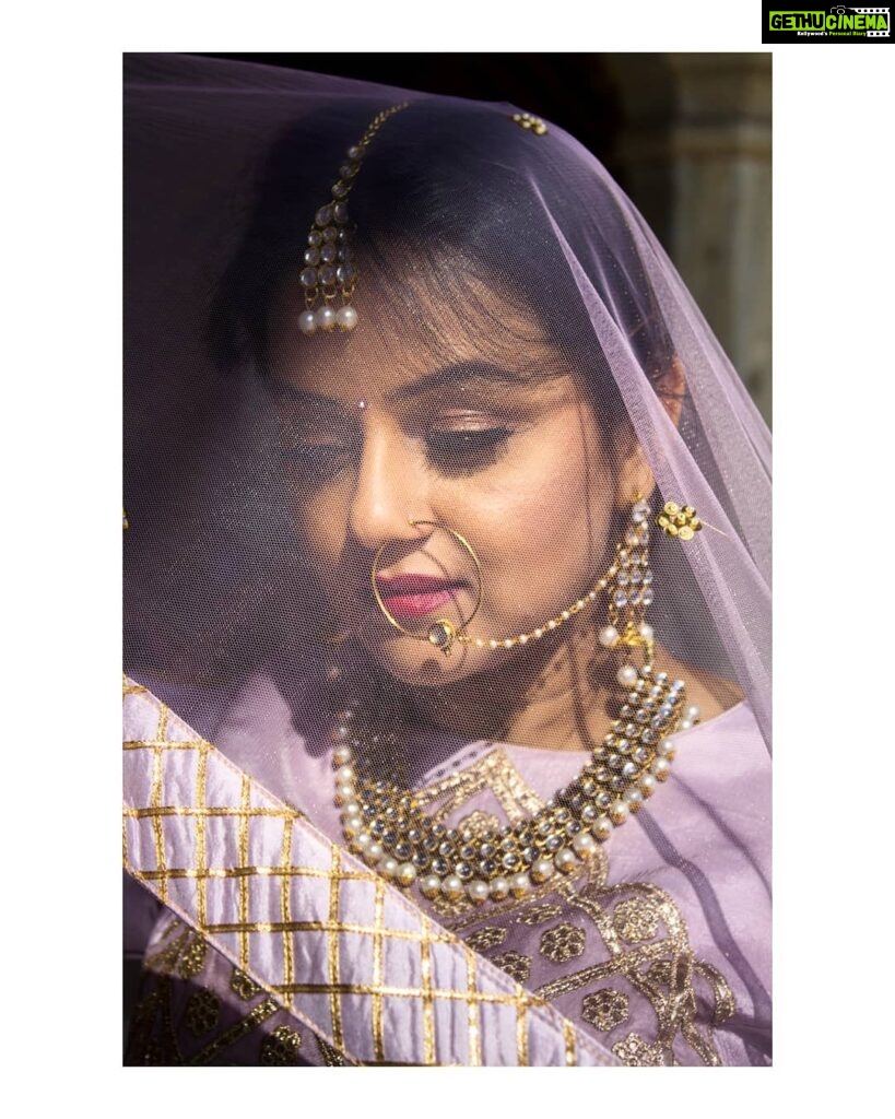 Jayshree Soni Instagram - नज़ाकत . . . Photo Credit - @classy_canister . . #actorportrait #actorphotography #indiaportraits #modelindia #indiabeauty #beautifulladies #indianeyes #tvactors #marwari Jaipur The Pink City, Rajasthan