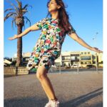 Jayshree Soni Instagram - Happy 2020 everyone💃❤🤗 . Live Love Laugh through out the year like this is your last❤🎉💃 .. . #happynewyear #happylife #happymemes . #actorportrait #actorphotography #portraitphotographys #indiaportraits # #modelindia #fashionindian #photoshotindia #artistindia #indiabeauty #beautifulladies #portraiture #jayshreesoni #indianeyes #indianeyemakeup #tvactress #tvactors #runnerswanderlust #mumbai2020 Port Melbourne Beach