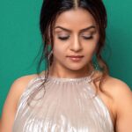 Jayshree Soni Instagram - Be your own kind of beautiful… . . . . . Photo credits : @arnob_ghosh_ Hairstylist : @shahingilani #photoshoot #mumbai #newlook #forachange #beyourownkindofbeautiful #good-vibes