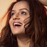 Jayshree Soni Instagram - Vibesss…. 💜💜💜 . . . Thanks to @arnob_ghosh_ Shot by: @arnob_ghosh_ #phot #photoshoot #purple #mood #vibes #feel #mumbai #hashtags