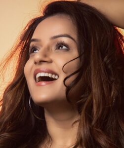 Jayshree Soni Instagram - Vibesss…. 💜💜💜
.
.
. 
Thanks to @arnob_ghosh_ 
Shot by: @arnob_ghosh_ 

#phot #photoshoot #purple #mood #vibes #feel #mumbai #hashtags