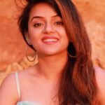 Jayshree Soni Instagram - I decide my vibes and happy one is the most favourite….😄 . . . . . . . . . . . . . . . . . . . . . #happyvibes #instagram #happiness #instagood #captions #sunset