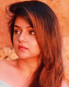 Jayshree Soni Instagram - I decide my vibes and happy one is the most favourite….😄
.
.
.
.
.
.
.
.
.
.
.
.
.
.
.
.
.
.
.
.
.
#happyvibes #instagram #happiness #instagood #captions #sunset