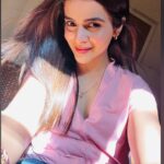 Jigyasa Singh Instagram - Some days you just have to create your own sunshine. ☀️🌸