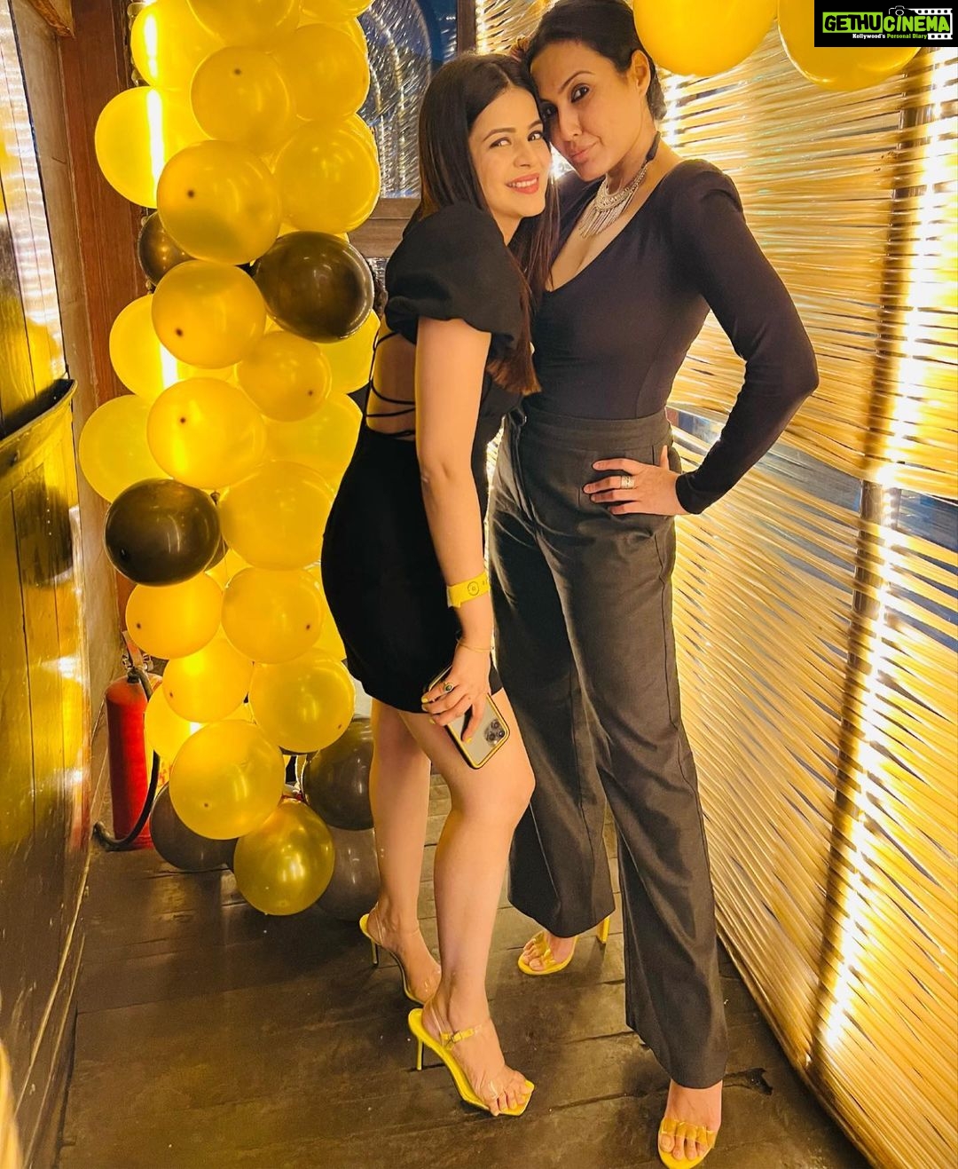 Jigyasa Singh Instagram - Twinning 👯♀️ ❤️