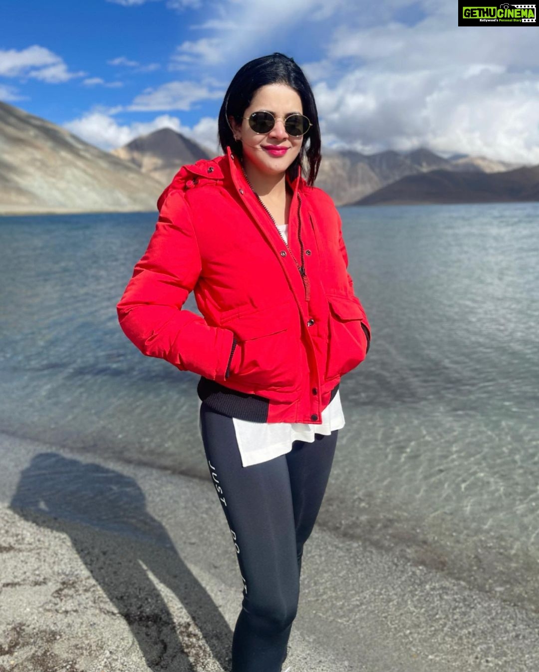 Jigyasa Singh Instagram - ♾❤️ Pangong Lake, Ladakh