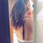 Jigyasa Singh Instagram - How beautiful it is to be sensitive and strong at the same time ! we let our emotions groove with our strength and when the two come together nothing can stop us ✨